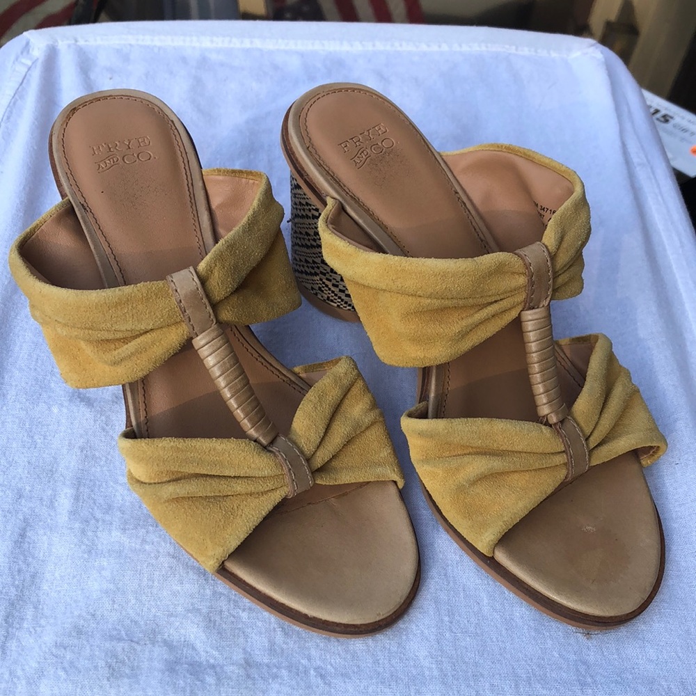 Frye and Co. yellow leather shoes size 6.5